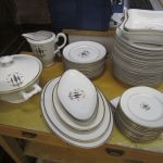 699 4465 DINNERWARE